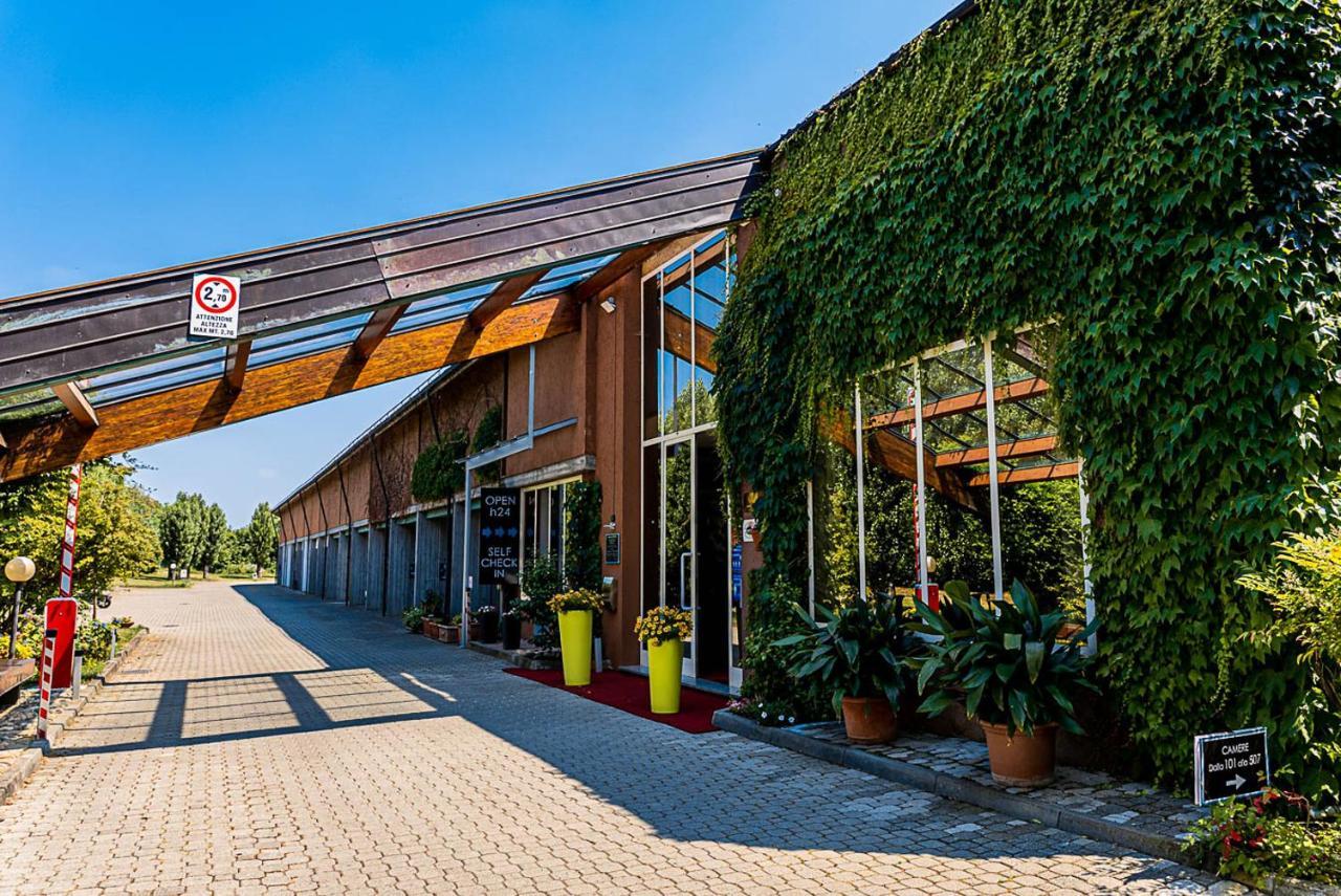Business Hotel Casale Monferrato Eksteriør billede